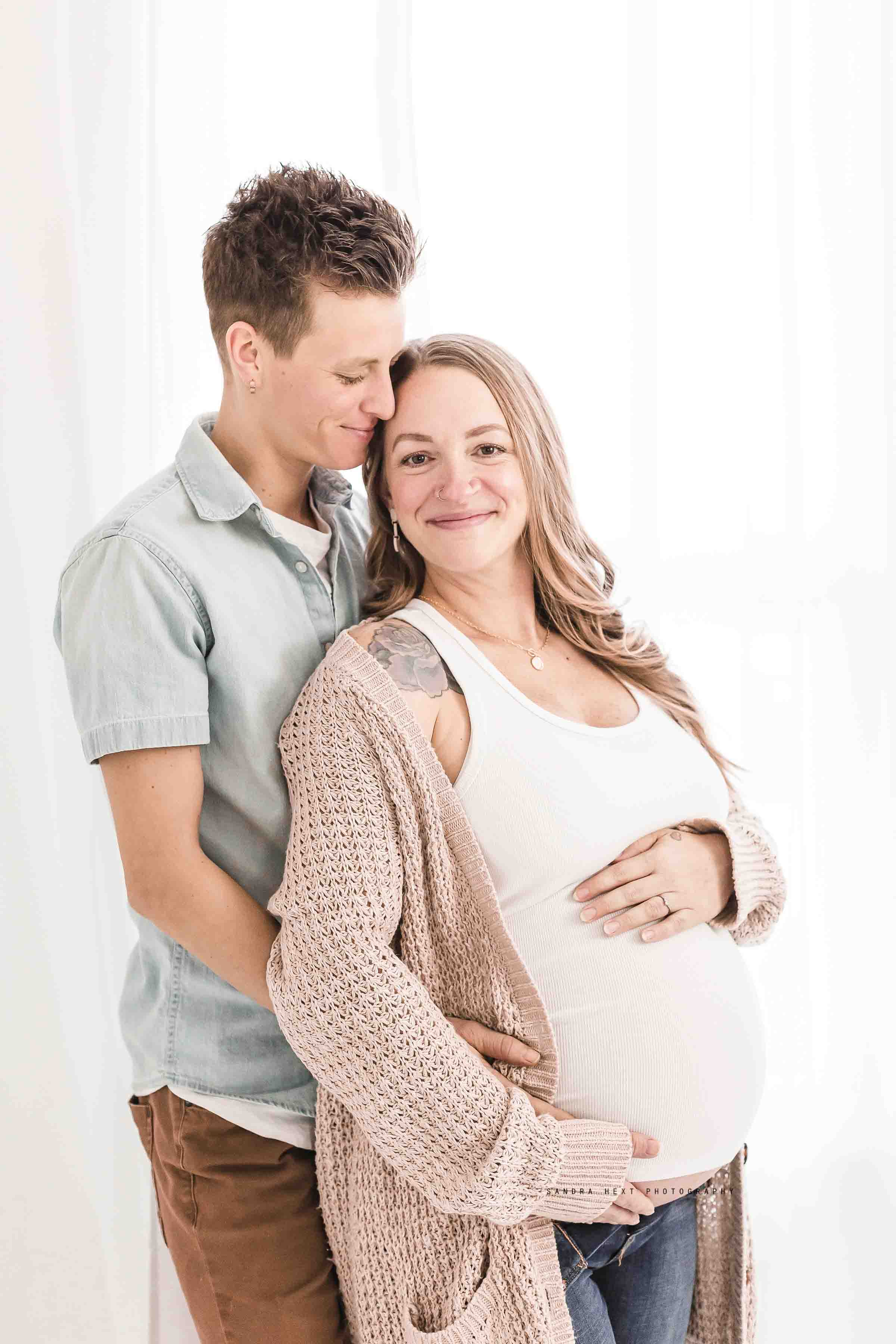 Maternity photoshoot Hamilton Ontario