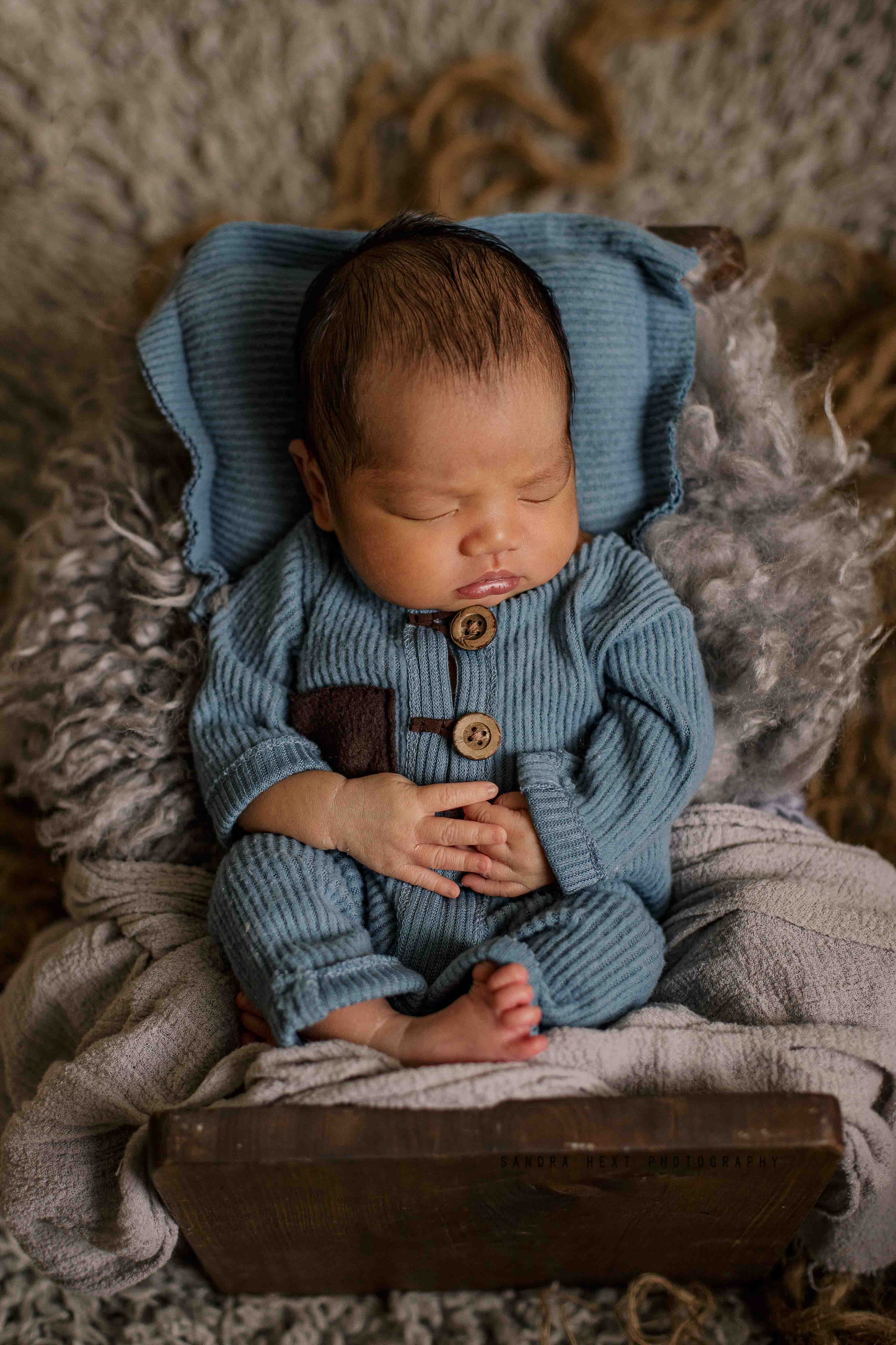 Newborn keepsake photography sessions Hamilton