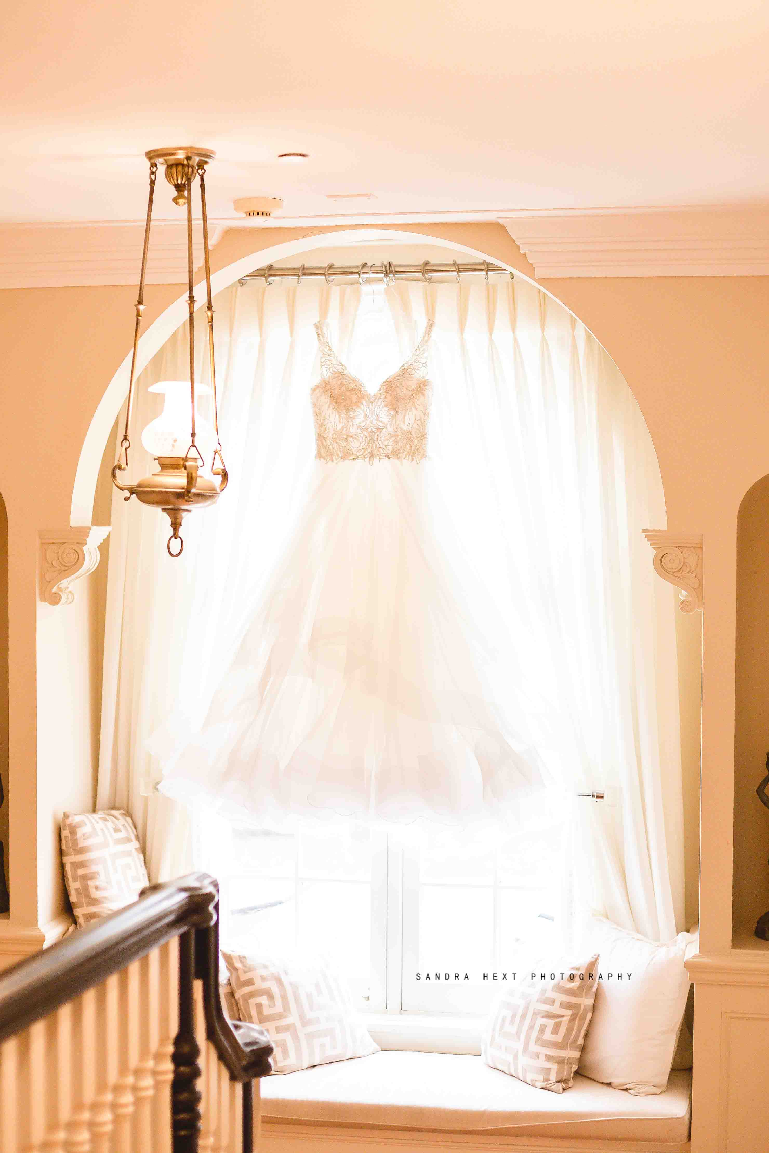 Paletta Mansion Maternity Session Burlington Ontario - Sandra Hext Photography