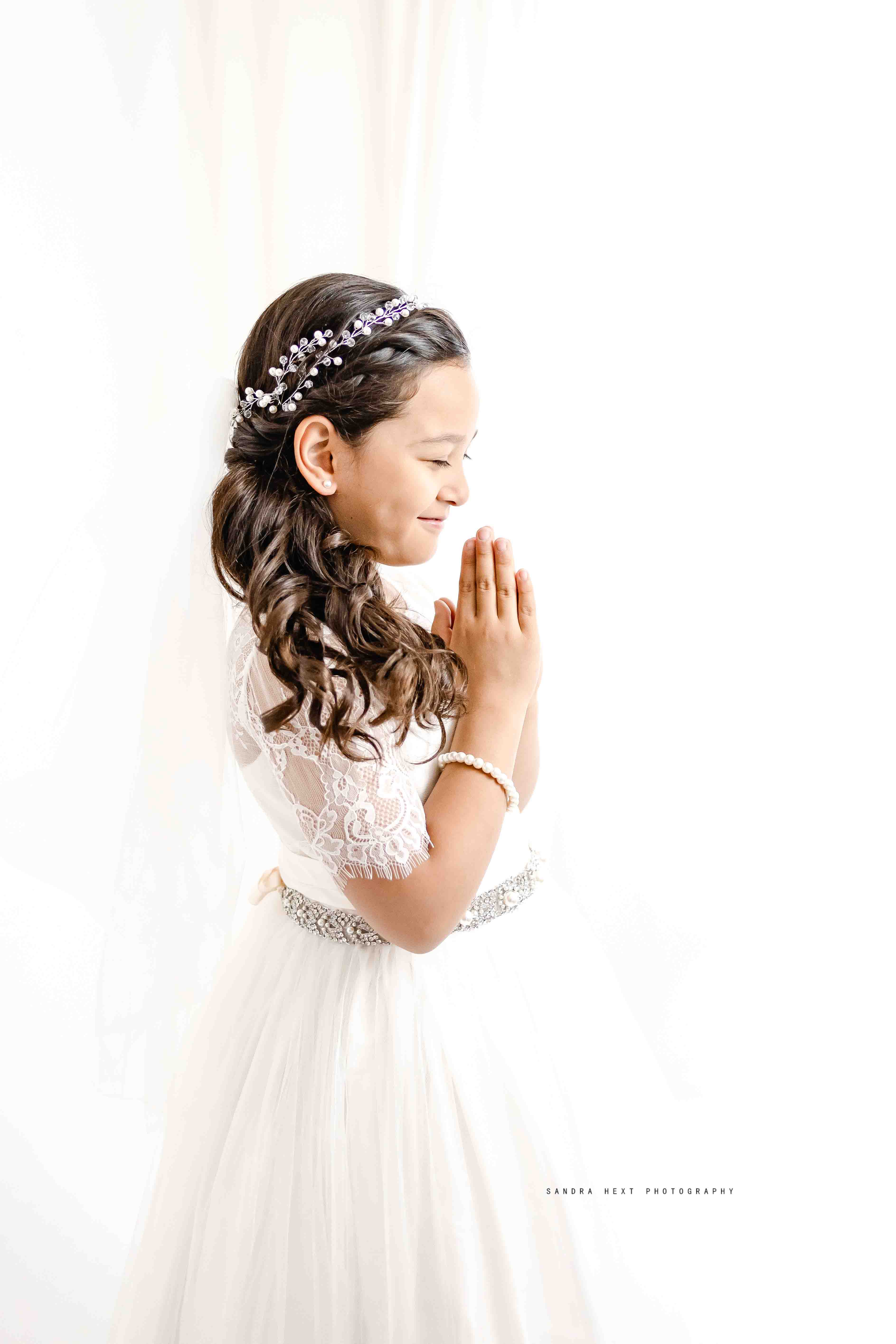 girl first communion photography