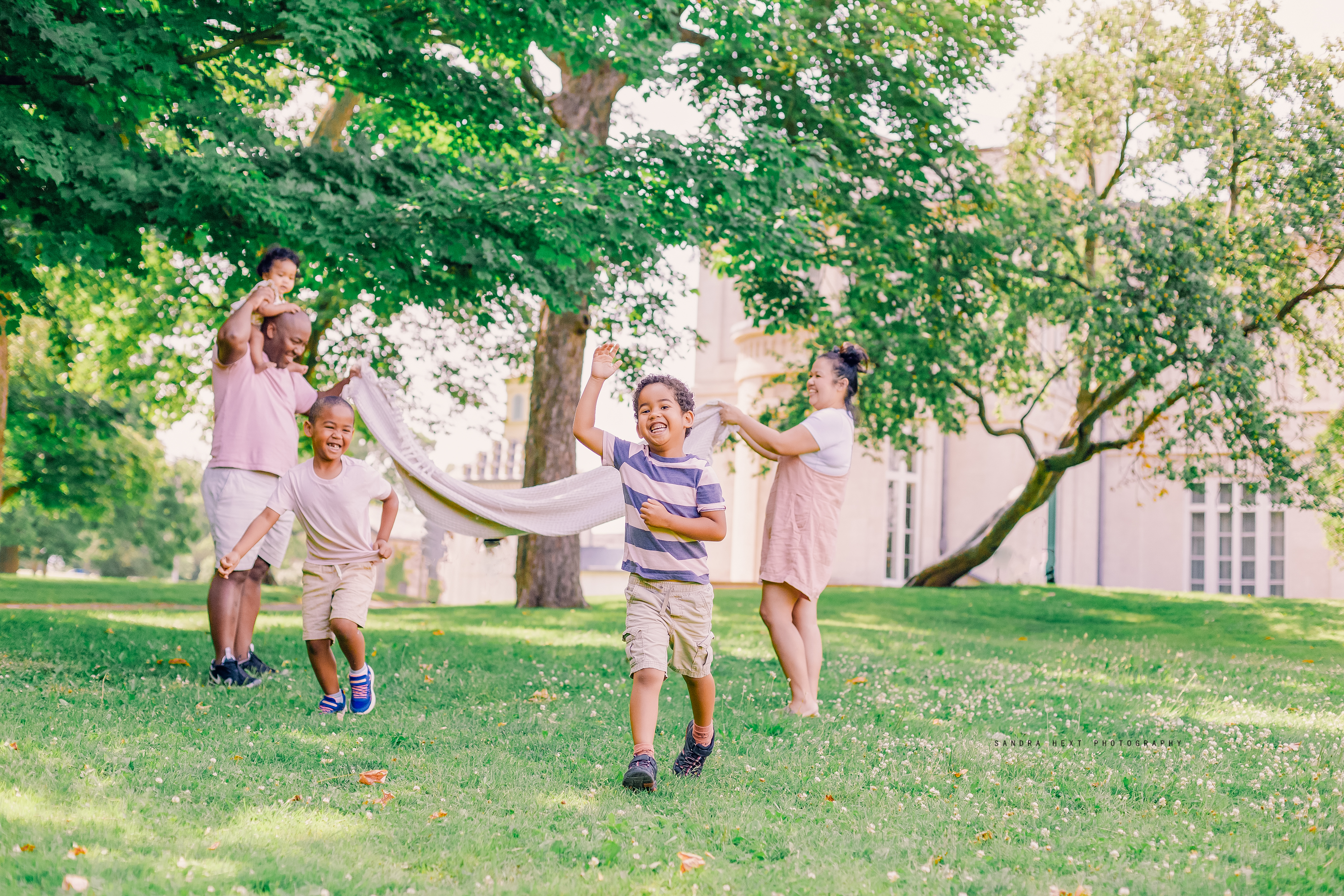 Family Session at Dundurn Castle