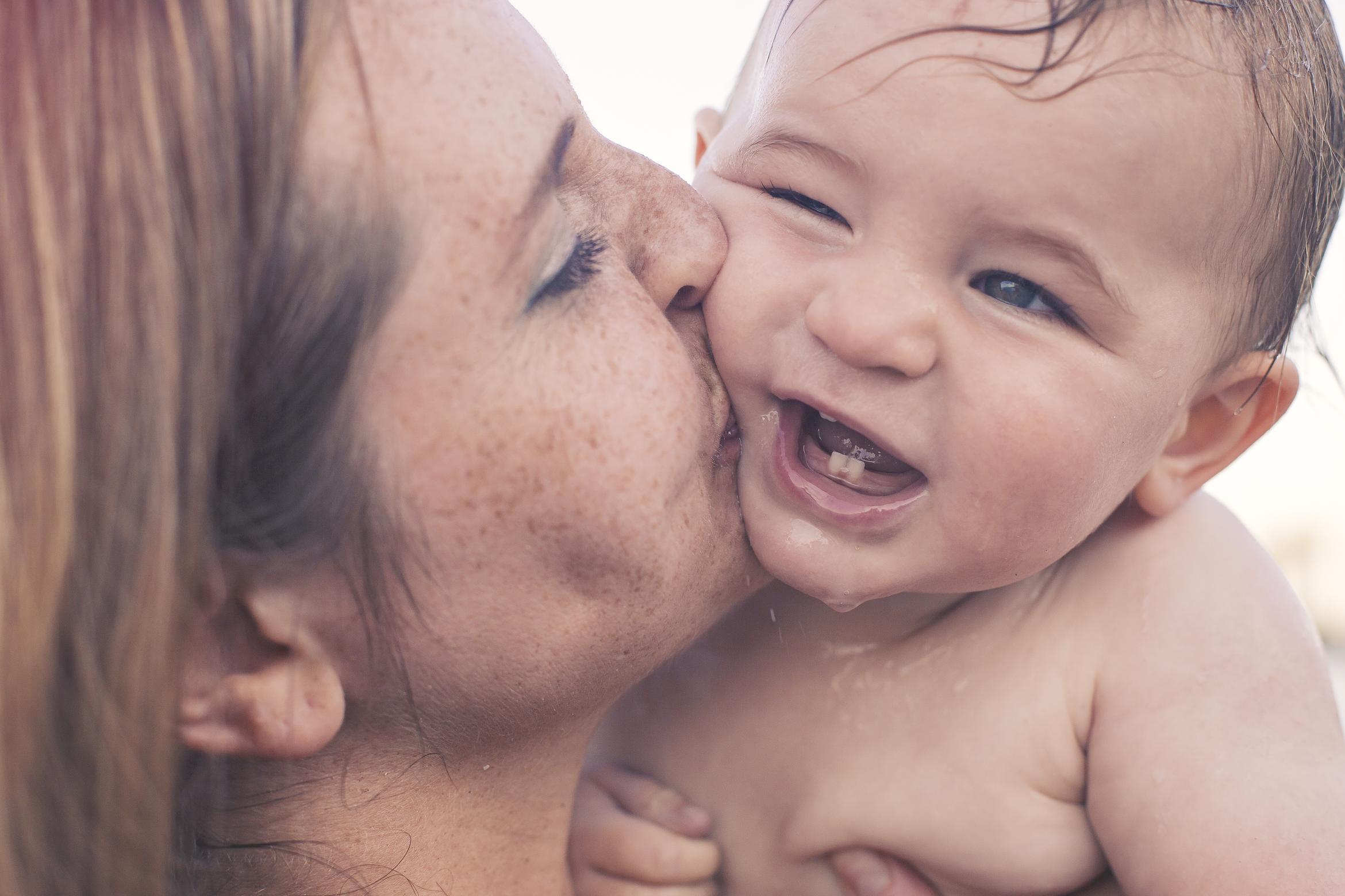 Beachway Park / Burlington beach family photo session 